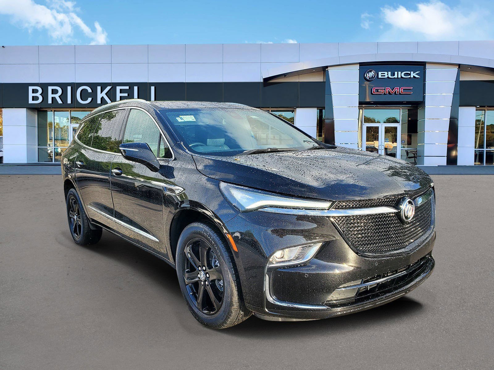 Used 2024 Buick Enclave Essence w/ Sport Touring Edition FWD video 2