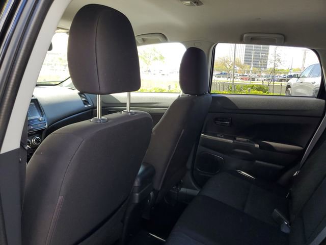 Used 2021 Mitsubishi Outlander Sport SE image 9