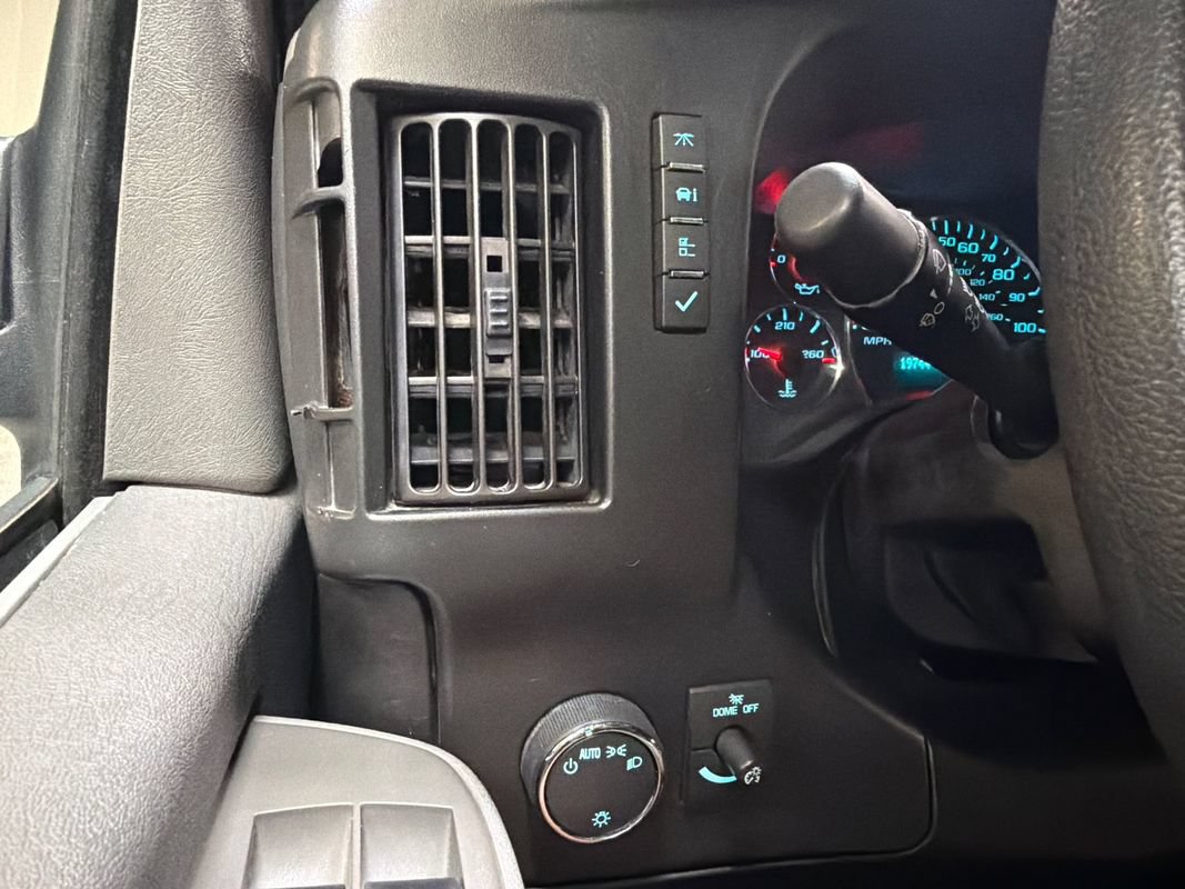 Used 2020 GMC Savana 2500 w/ Driver Convenience Package RWD image 20