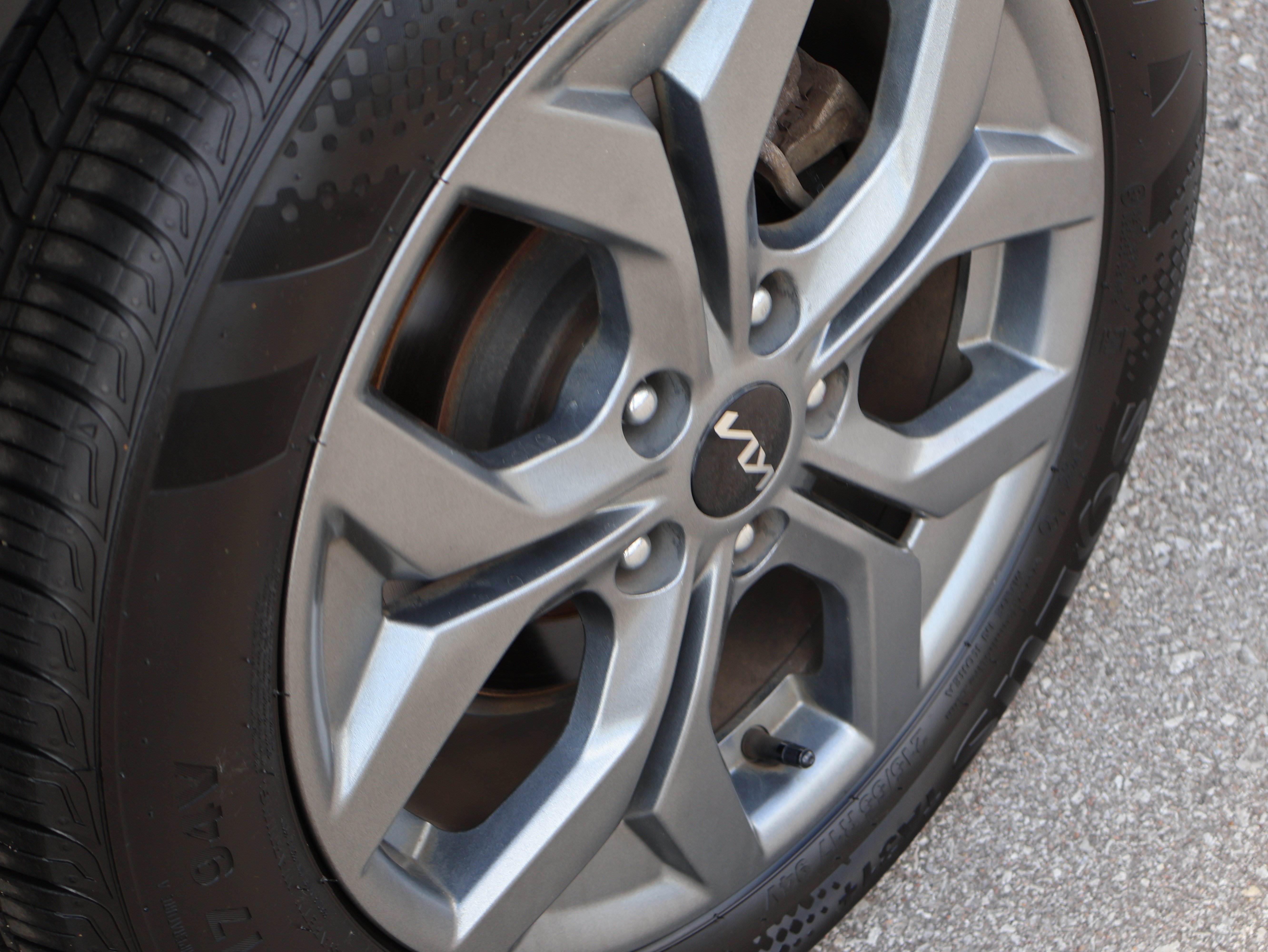Used 2024 Kia Seltos LX AWD/4WD image 42