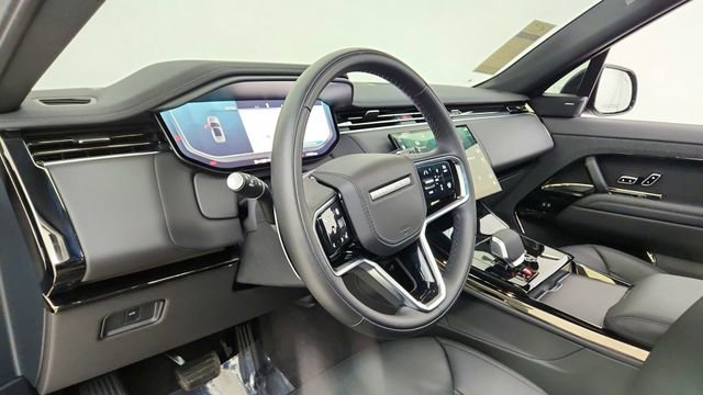Used 2025 Land Rover Range Rover Sport SE image 20