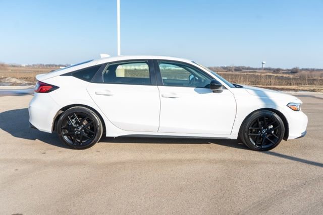 Used 2025 Honda Civic Sport image 6
