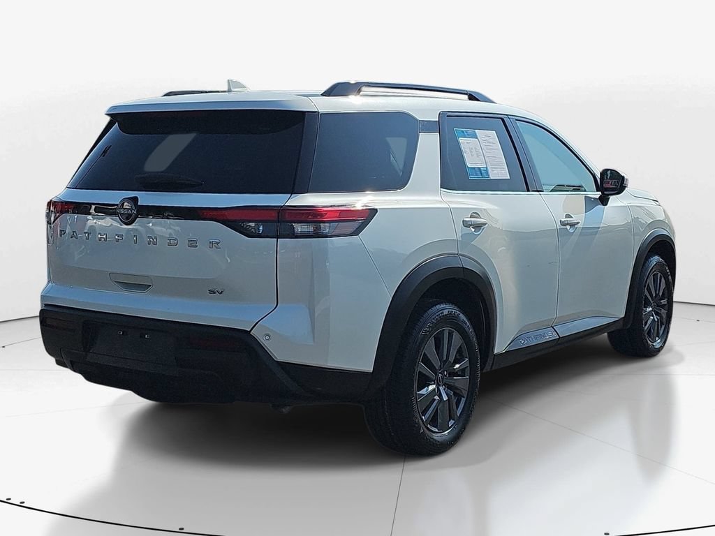 Used 2024 Nissan Pathfinder SV FWD image 6