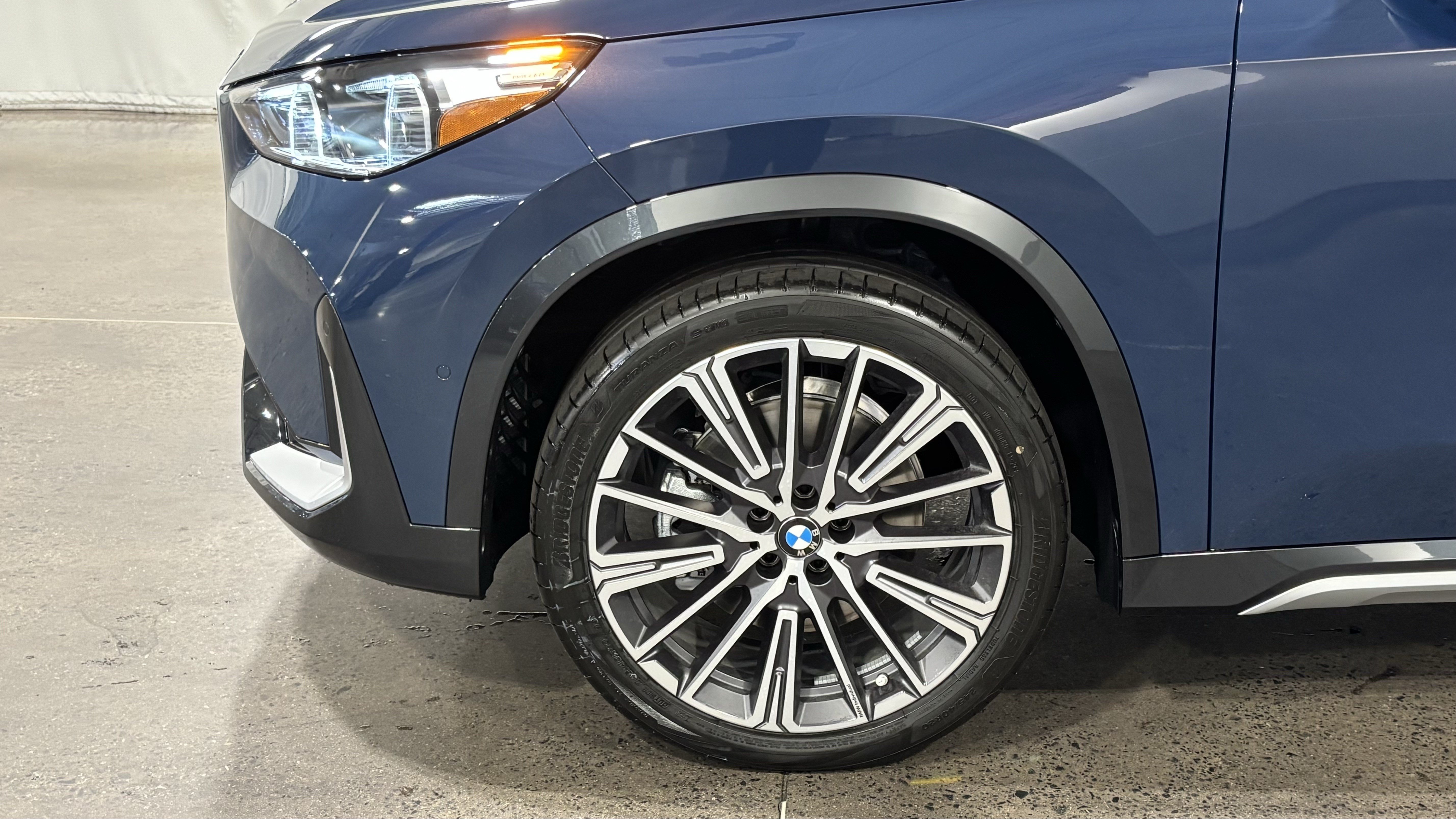 New 2026 BMW X1 xDrive28i w/ Technology Package AWD/4WD image 11