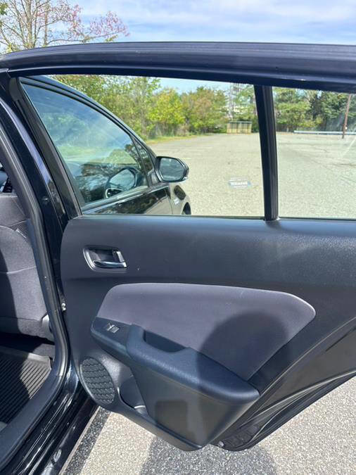 Used 2022 Toyota Prius Prime LE image 18