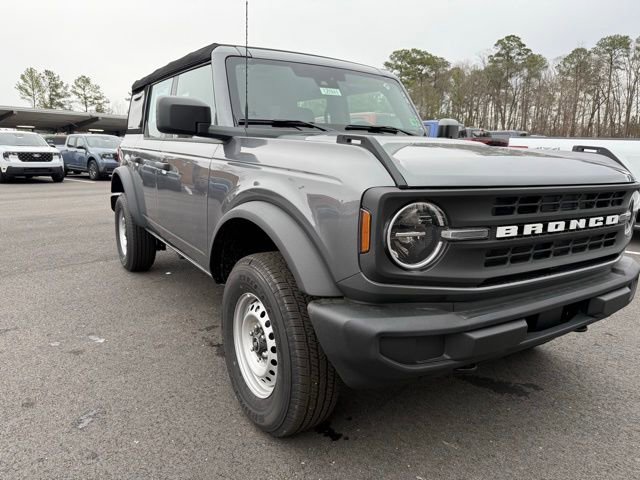 New 2025 Ford Bronco 4-Door image 7