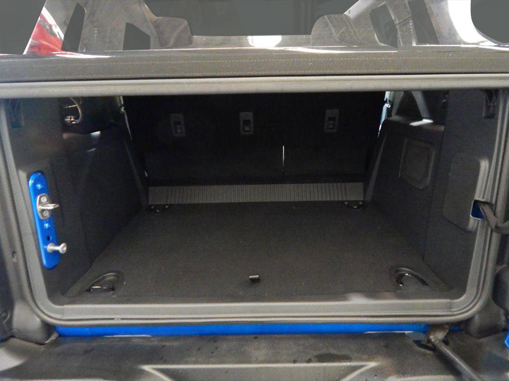 Used 2025 Ford Bronco Big Bend image 9