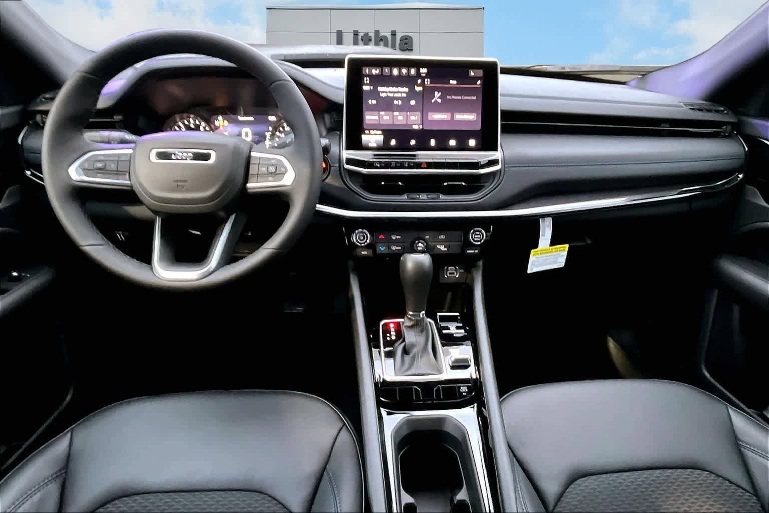New 2026 Jeep Compass Latitude AWD/4WD image 10