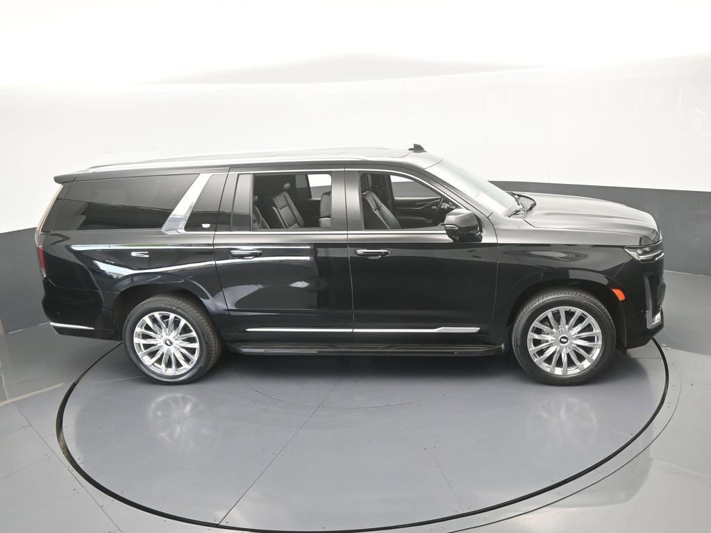 Used 2023 Cadillac Escalade ESV Premium Luxury image 58