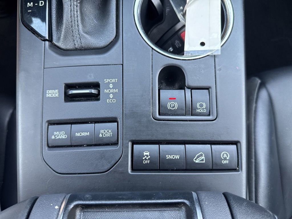 Used 2022 Toyota Highlander XLE image 32