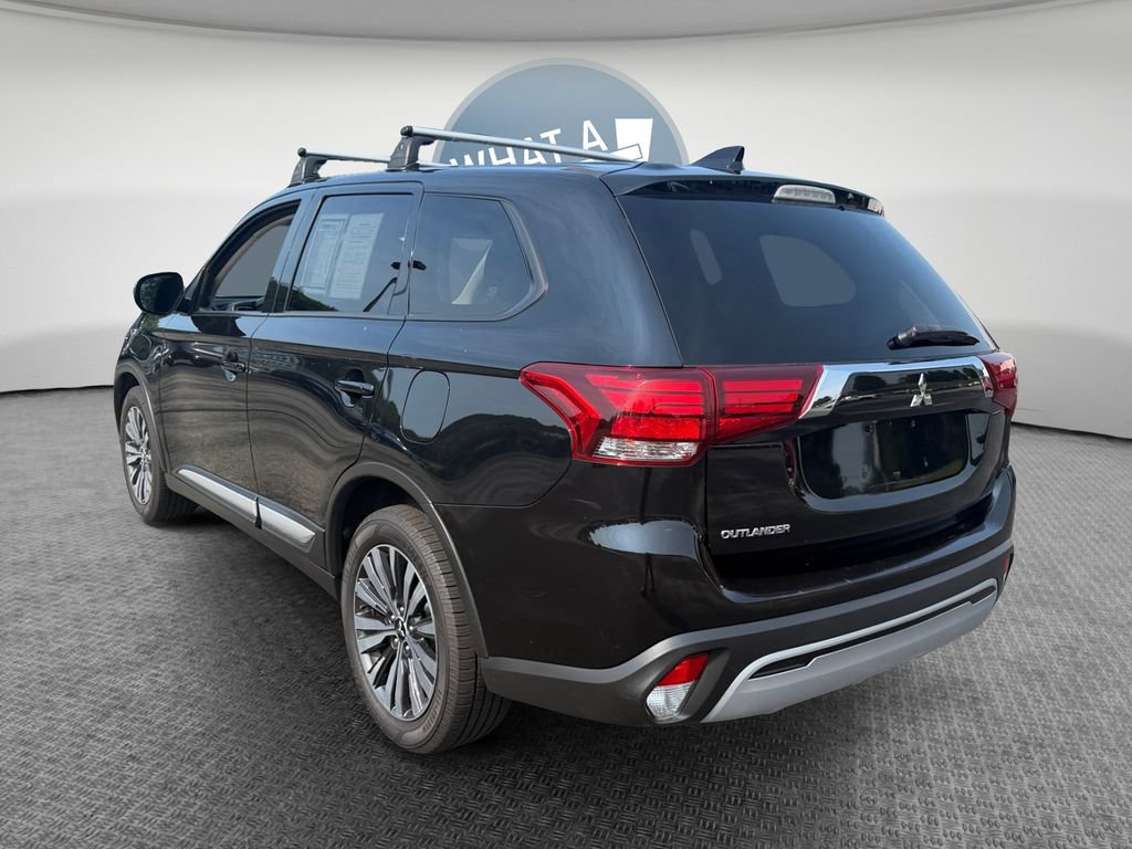 Used 2020 Mitsubishi Outlander SE AWD/4WD image 6