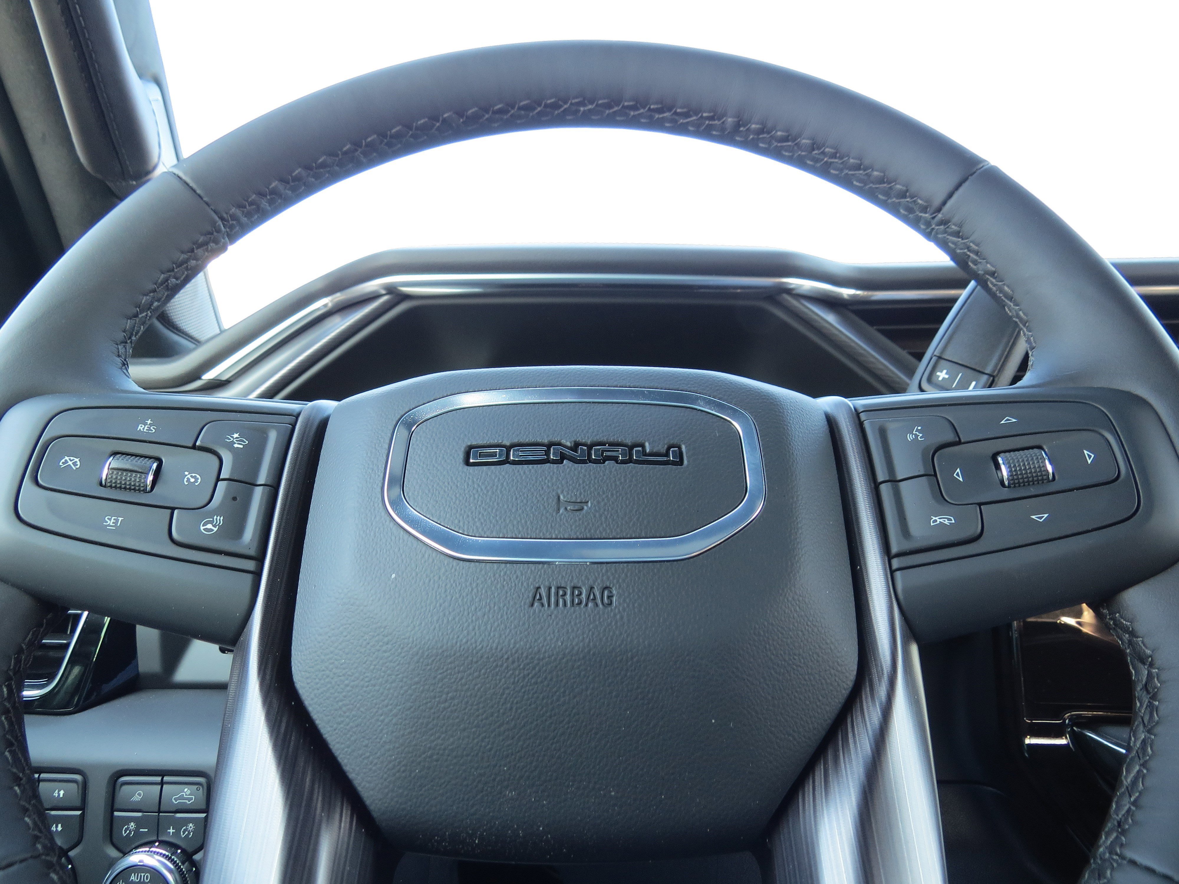 New 2026 GMC Sierra 2500 Denali Ultimate w/ Max Trailering Package image 23