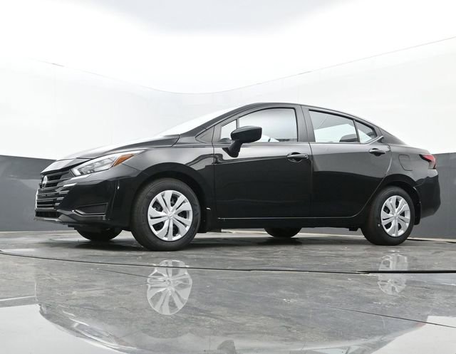 Used 2025 Nissan Versa S w/ Trunk Package FWD image 12
