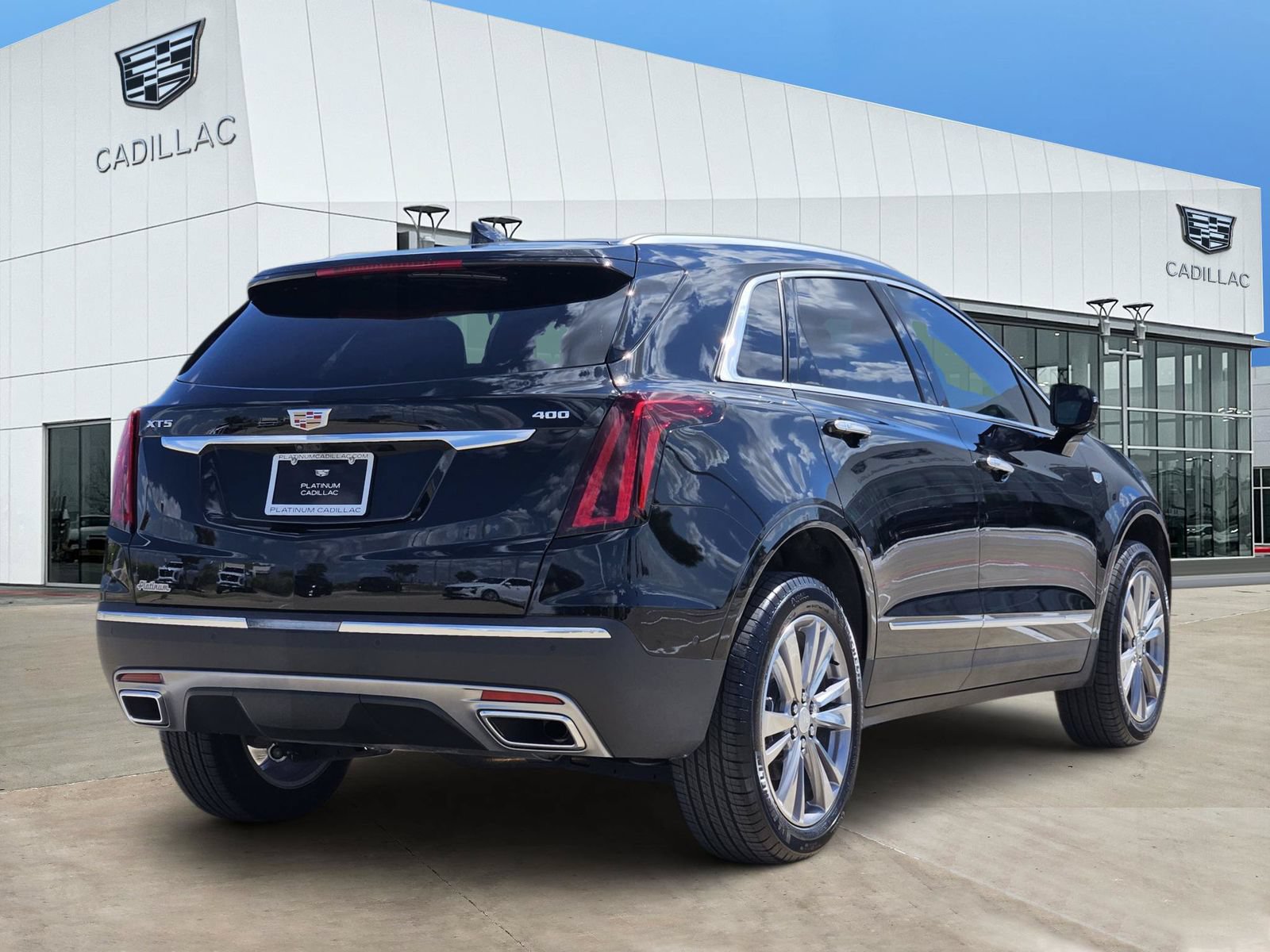 New 2026 Cadillac XT5 Premium Luxury w/ Driver Assist Package FWD image 5