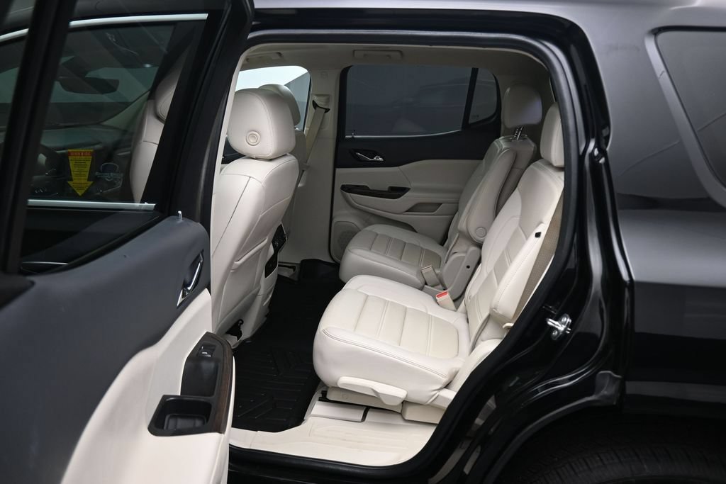 Used 2021 GMC Acadia Denali w/ Denali Ultimate Package AWD/4WD image 40