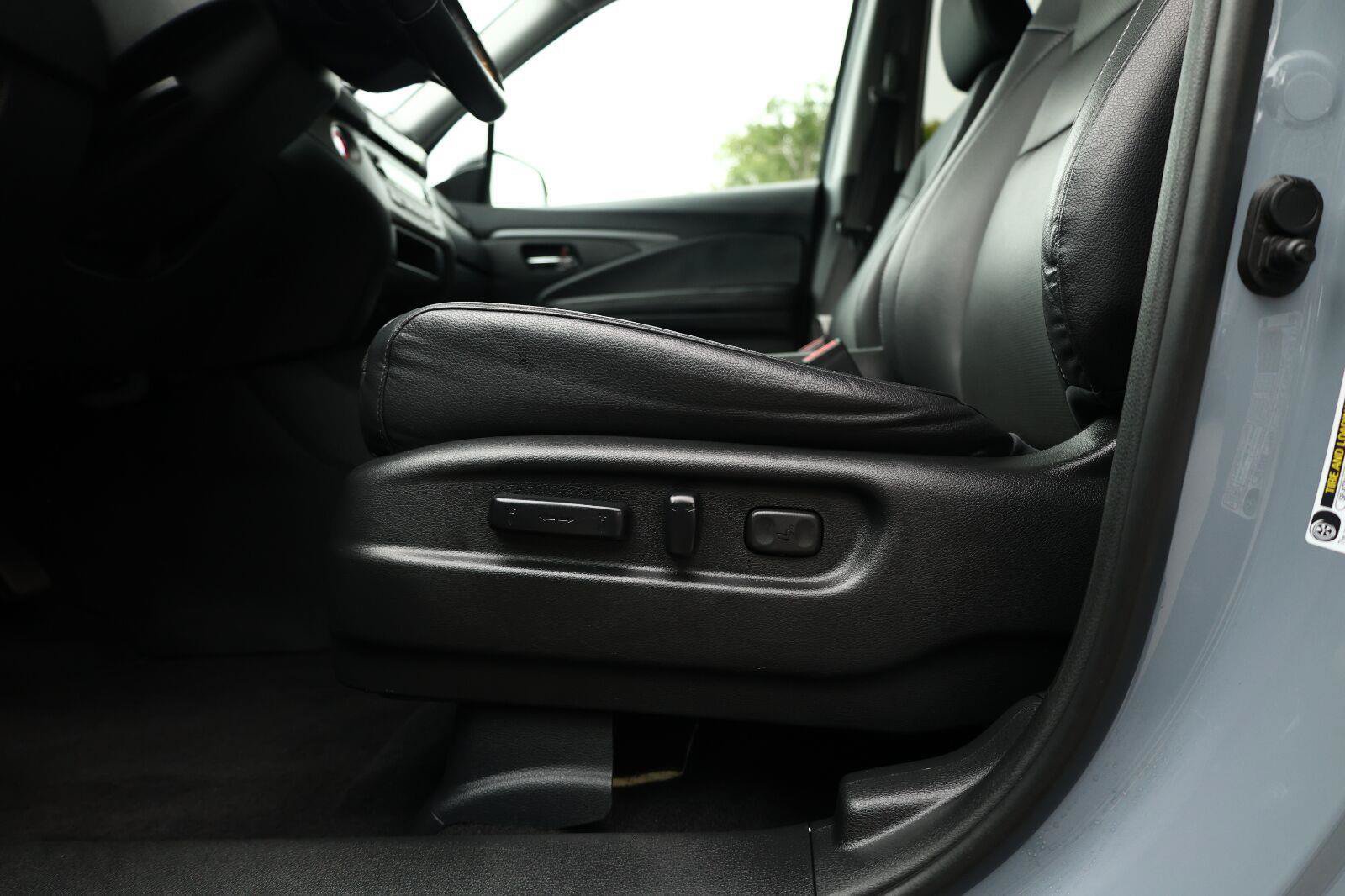 Used 2023 Honda Ridgeline RTL-E image 14