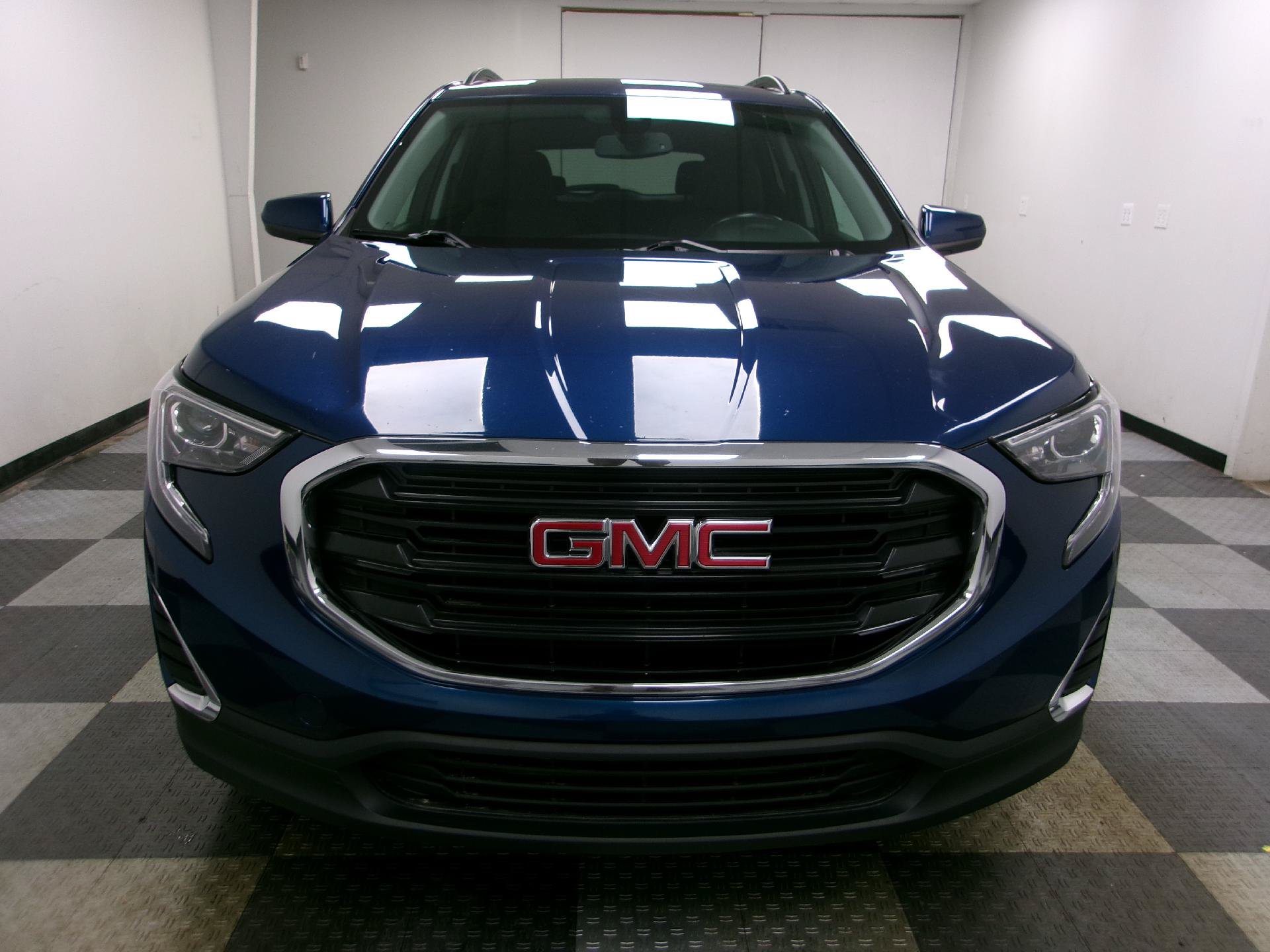 Used 2020 GMC Terrain SLE w/ Driver Convenience Package AWD/4WD image 15