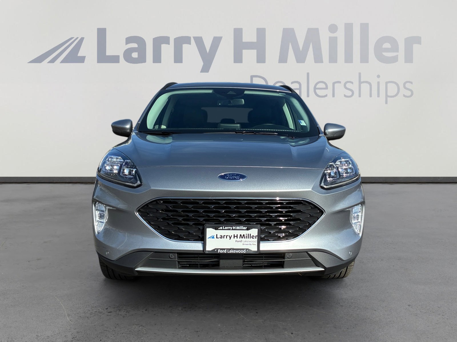 Certified 2022 Ford Escape Titanium image 8