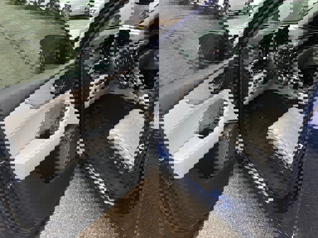 Used 2023 Acura MDX SH-AWD w/ Advance Package image 11