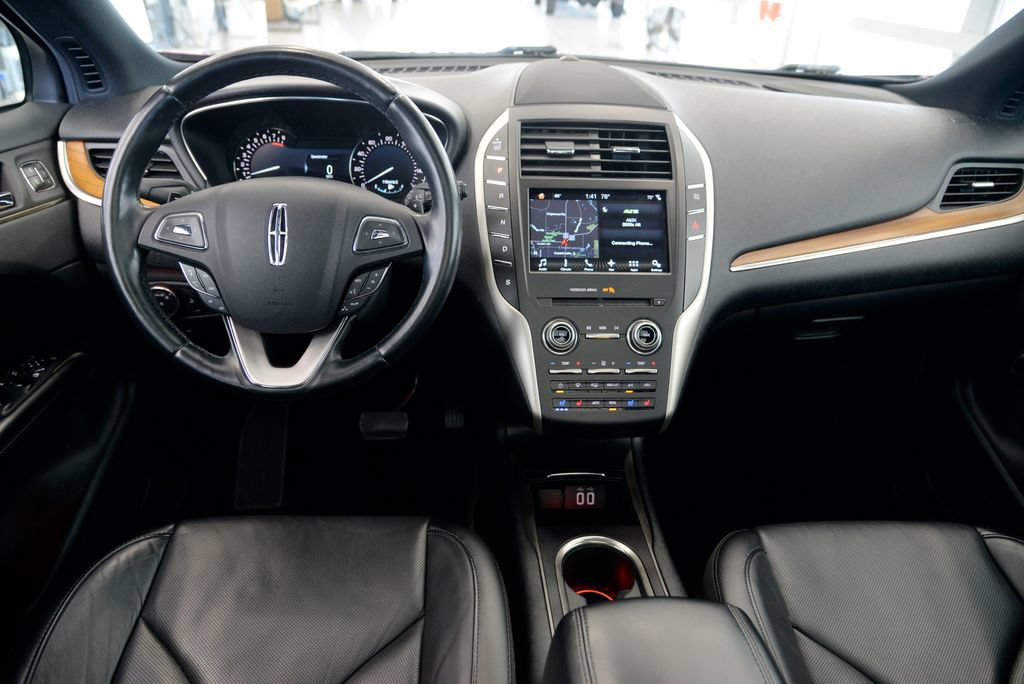 Used 2017 Lincoln MKC Reserve w/ Lincoln MKC Climate Package AWD/4WD image 17