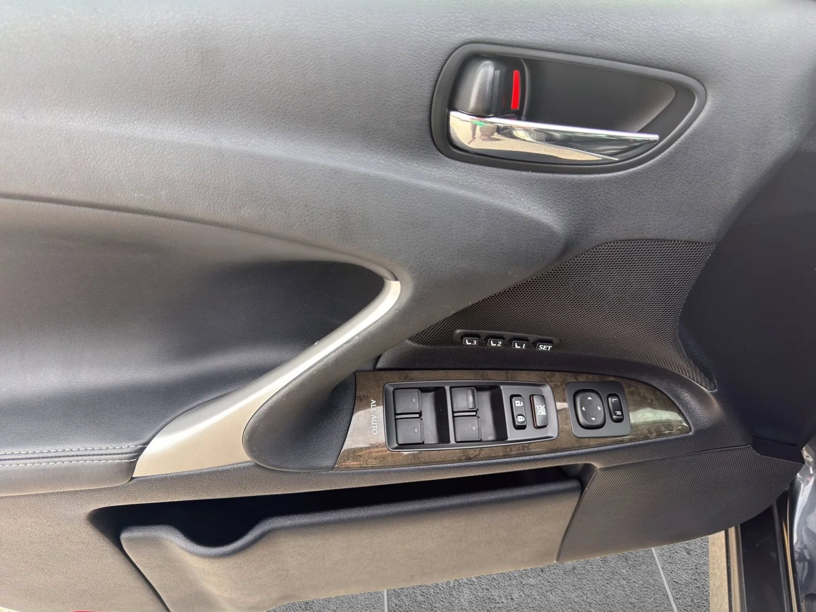 Used 2010 Lexus IS 250 AWD image 29