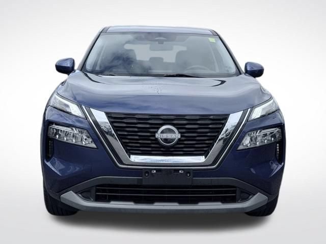 Used 2023 Nissan Rogue SV AWD/4WD image 2