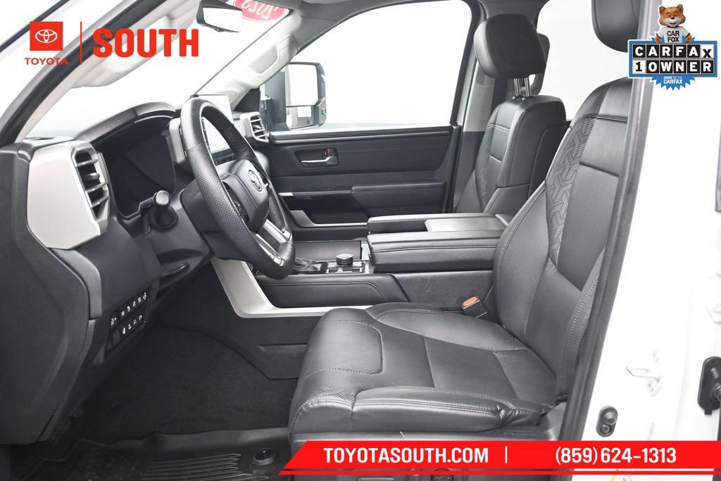Used 2023 Toyota Sequoia Limited w/ Tow Technology Package AWD/4WD image 9