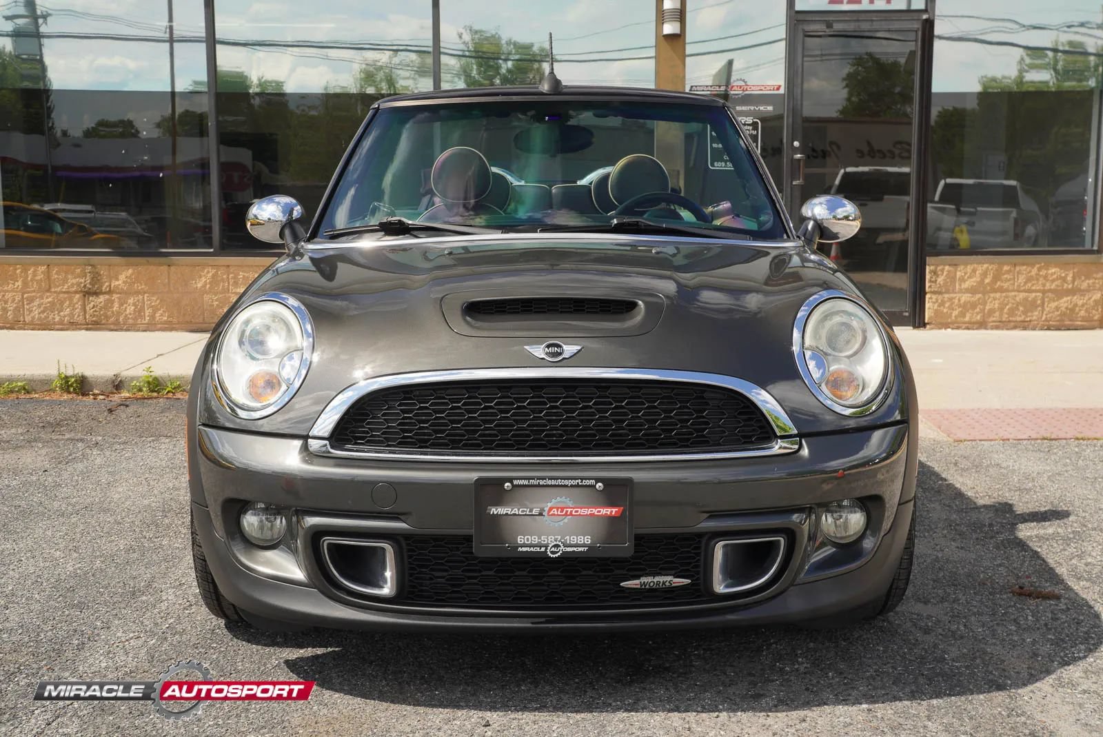 Used 2011 MINI Cooper John Cooper Works FWD image 2