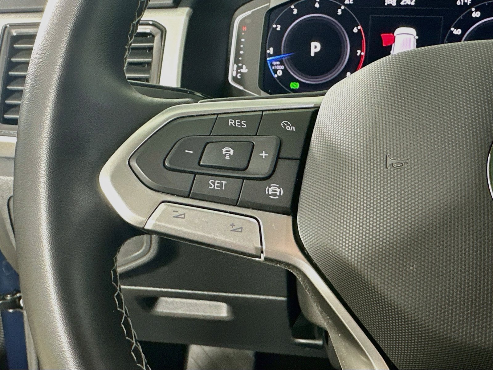 Used 2022 Volkswagen Atlas SE FWD image 18