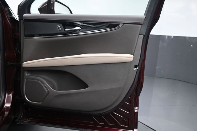 Certified 2023 Lincoln Nautilus AWD w/ Premium Package image 29