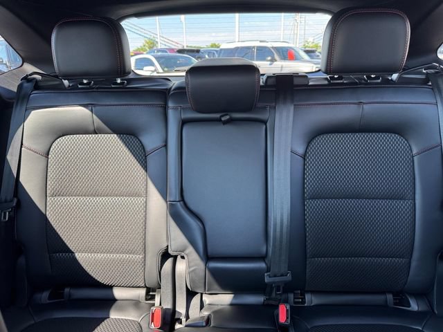 Used 2024 Ford Escape ST-Line w/ Tech Pack #1 AWD/4WD image 17