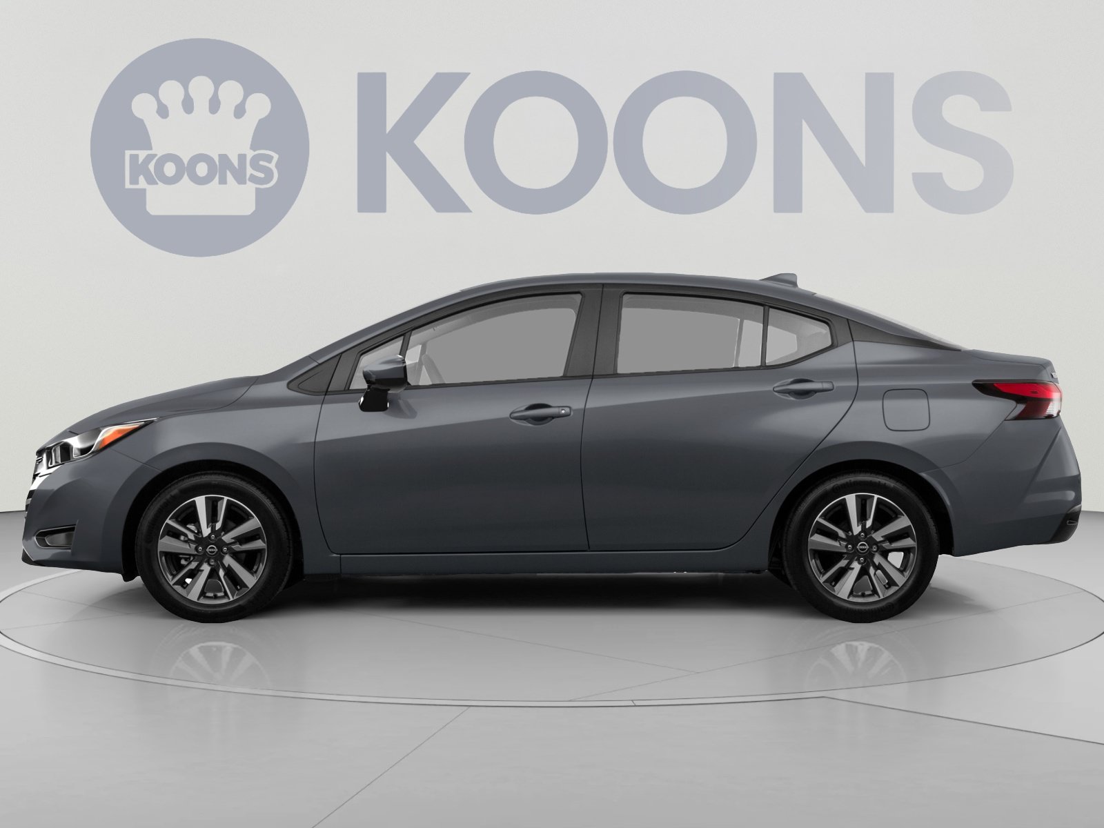 Used 2024 Nissan Versa SV FWD image 2
