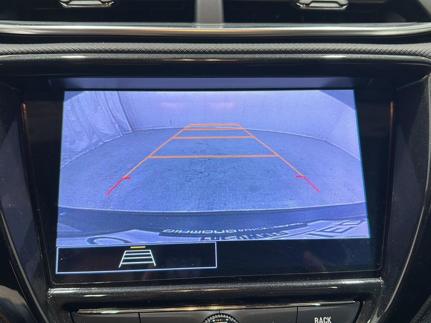 Used 2023 Chevrolet TrailBlazer RS w/ Sun and Liftgate Package image 14