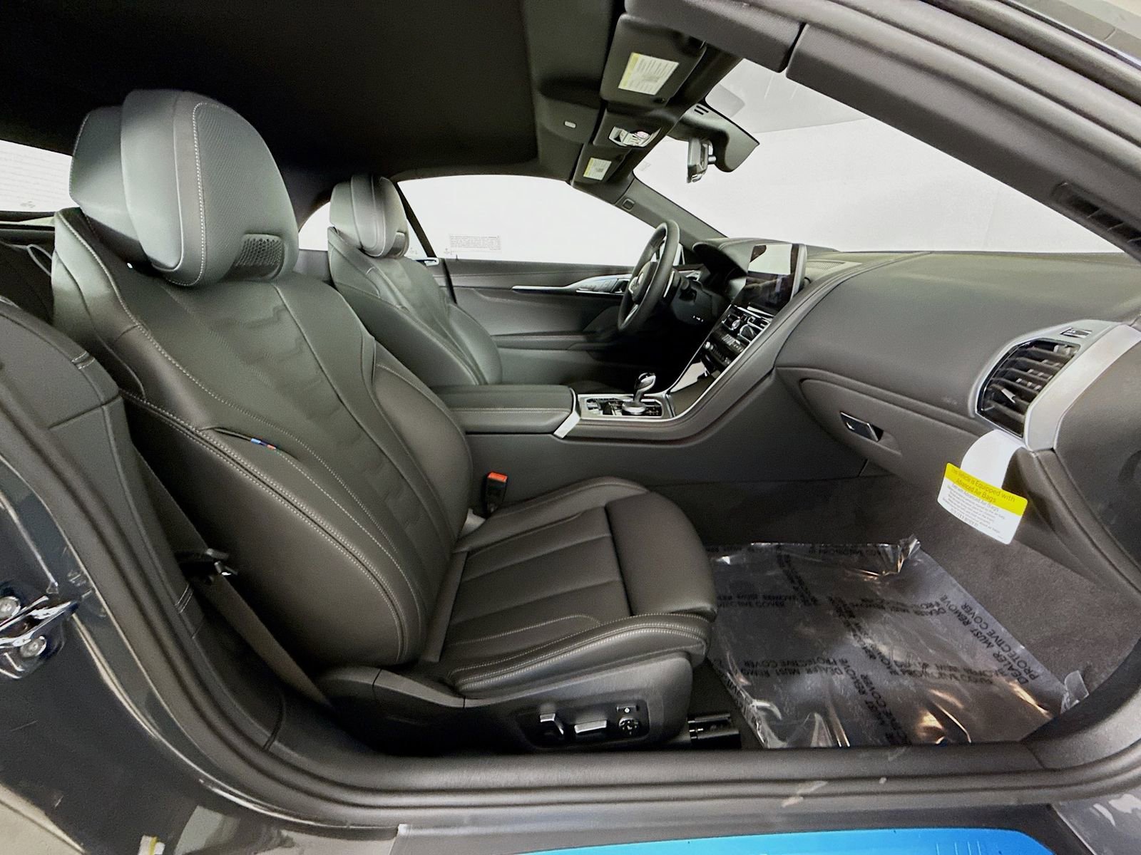 New 2026 BMW 840i Convertible w/ Comfort Seating Package RWD image 28