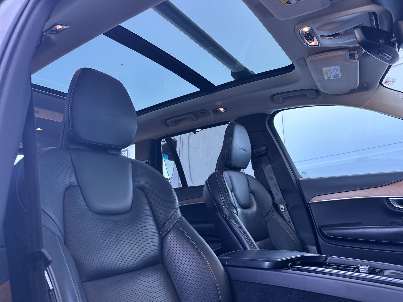 Used 2019 Volvo XC90 T6 Inscription w/ Advanced Package AWD/4WD image 18