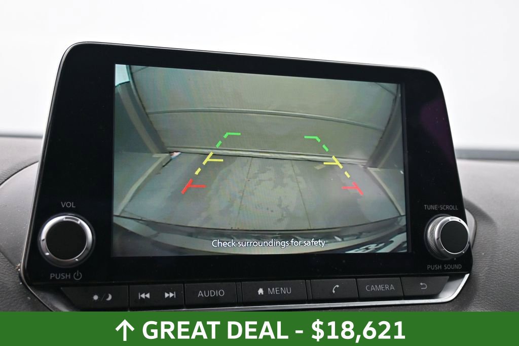 Used 2024 Nissan Sentra SV FWD image 20
