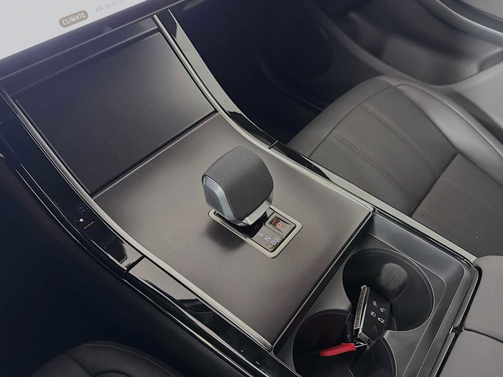 New 2026 Land Rover Range Rover Evoque Dynamic SE AWD/4WD image 19