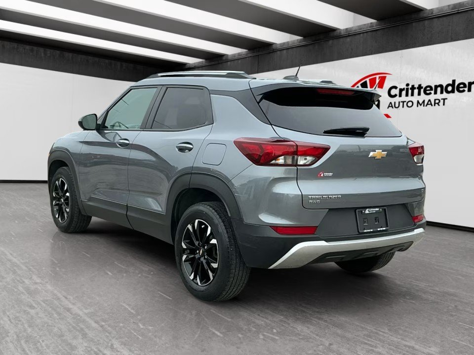 Used 2022 Chevrolet TrailBlazer LT w/ LPO, Blackout Package AWD/4WD image 13