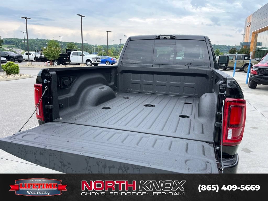 New 2026 RAM 2500 Laramie AWD/4WD image 21