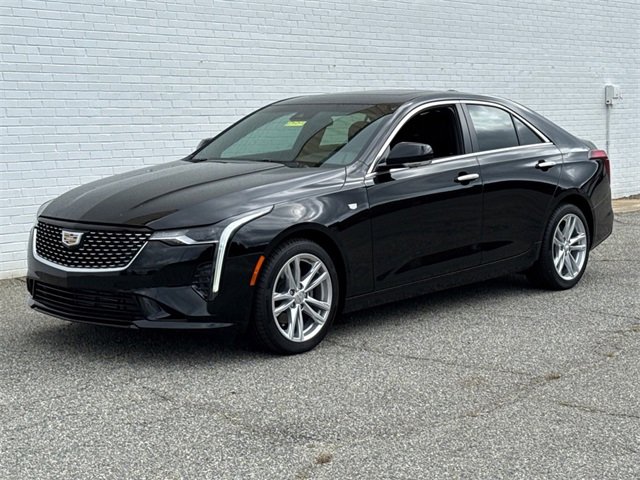 New 2025 Cadillac CT4 Luxury