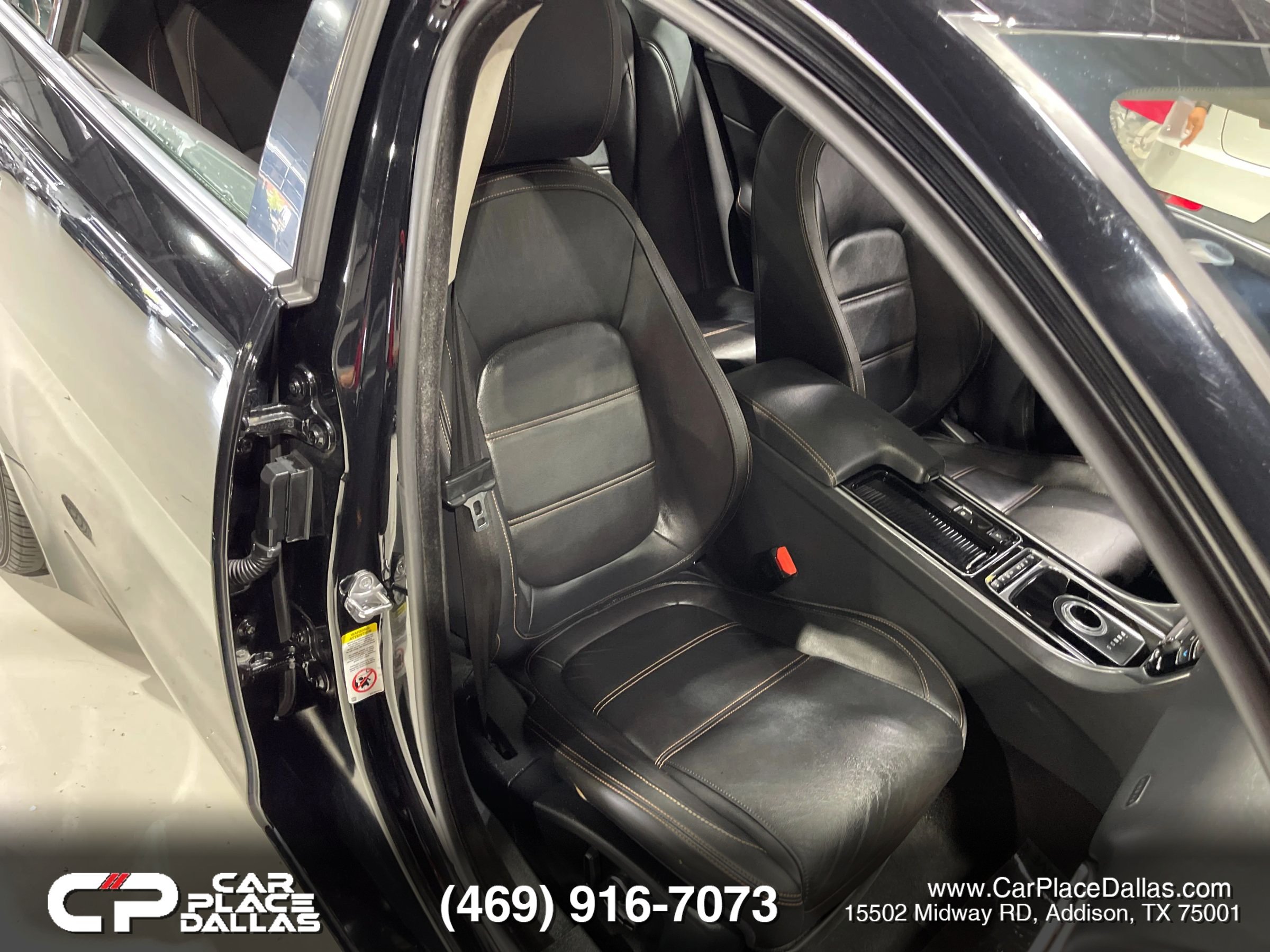Used 2019 Jaguar XE Prestige RWD image 27