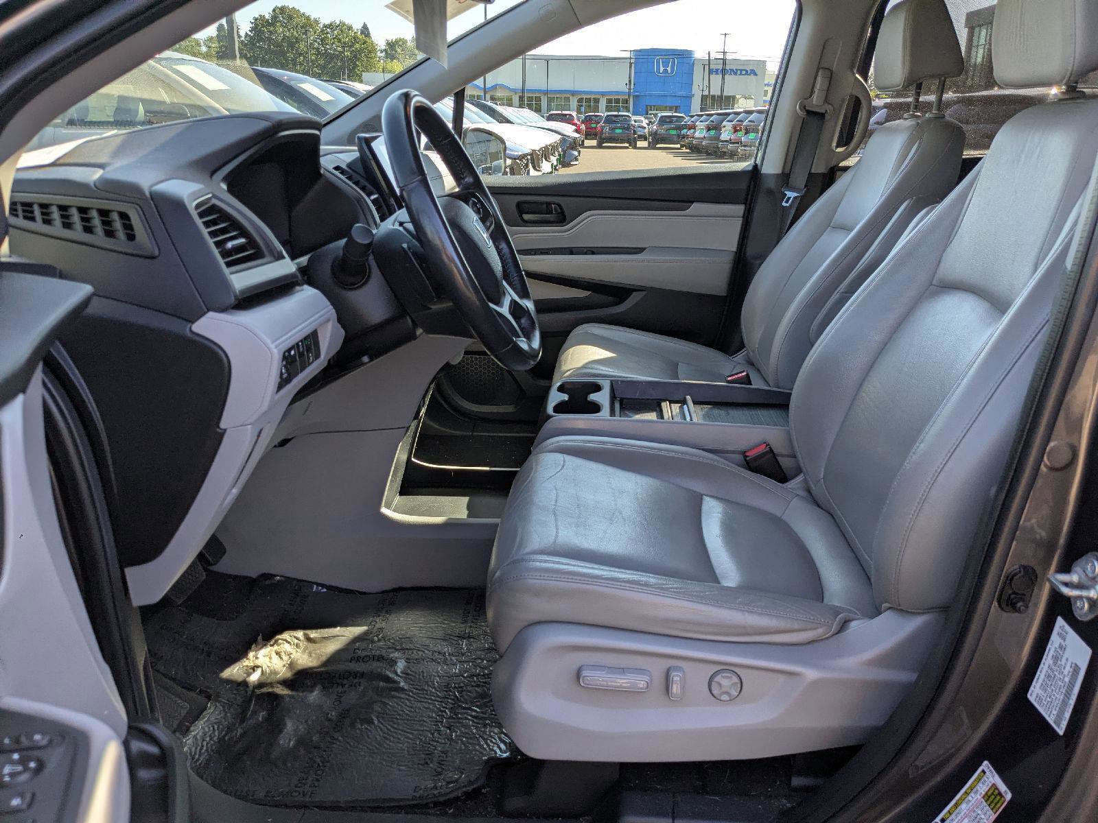 Used 2019 Honda Odyssey EX-L image 17