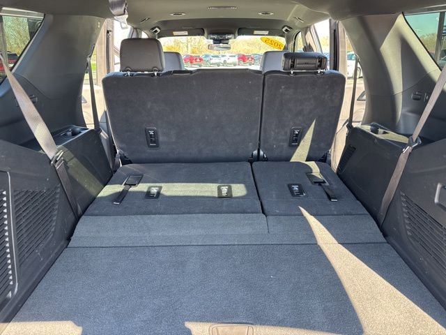 Used 2025 Chevrolet Tahoe LT image 11