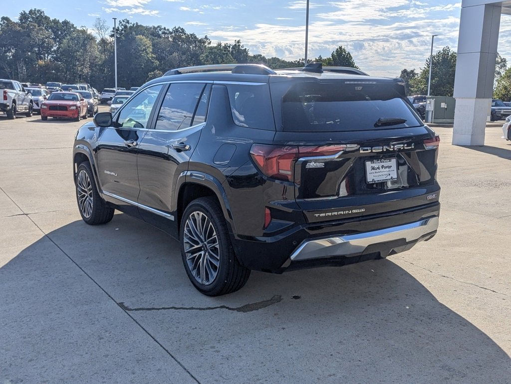 New 2026 GMC Terrain Denali w/ LPO, Floor Liner Package image 8