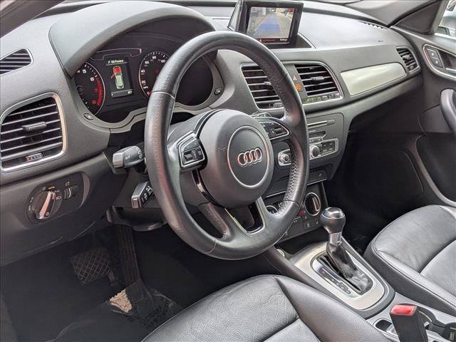 Used 2018 Audi Q3 2.0T Premium Plus w/ Premium Plus Package FWD image 9