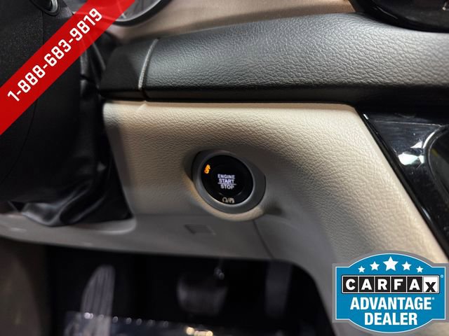 Used 2018 Chrysler Pacifica Touring-L w/ Tire & Wheel Group FWD image 21