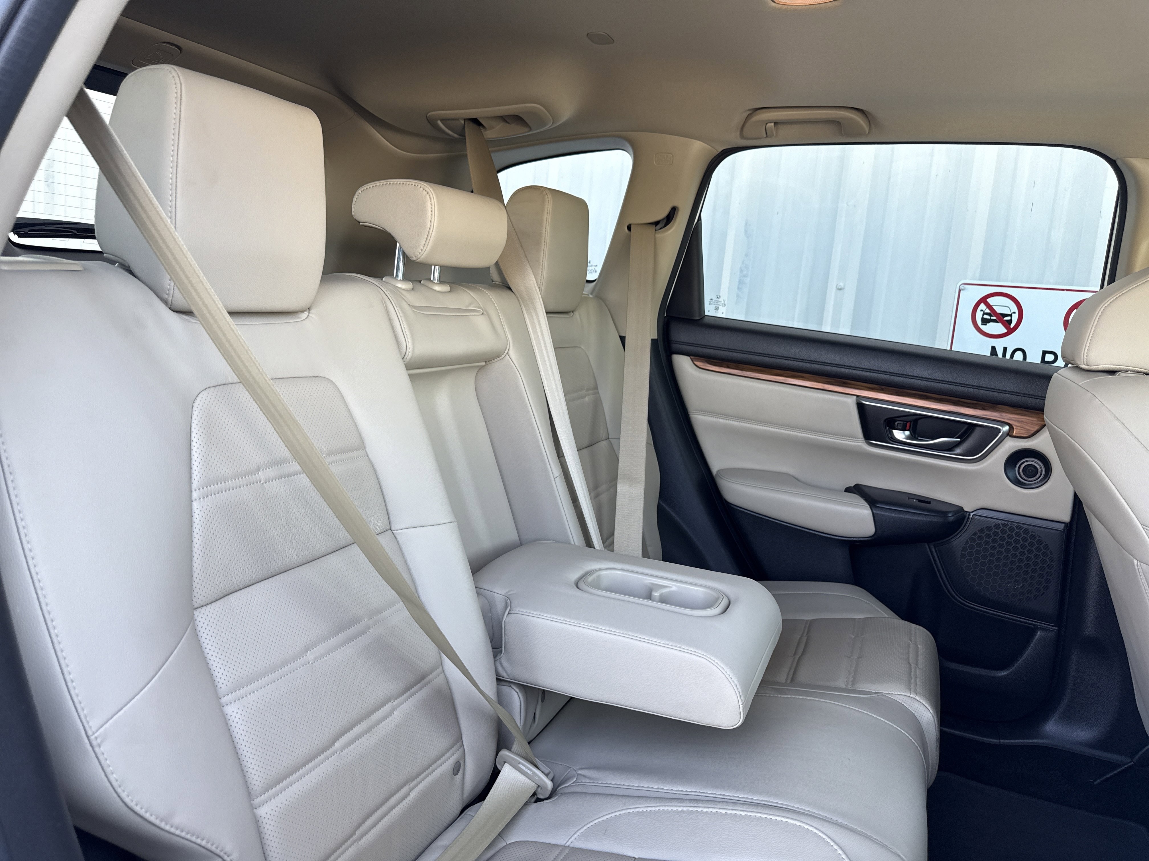 Used 2018 Honda CR-V Touring image 47