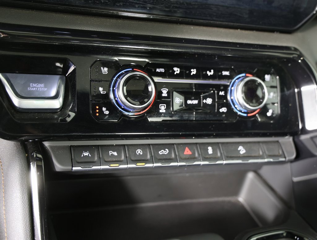 Used 2025 GMC Sierra 1500 AT4 w/ AT4 Premium Package image 18