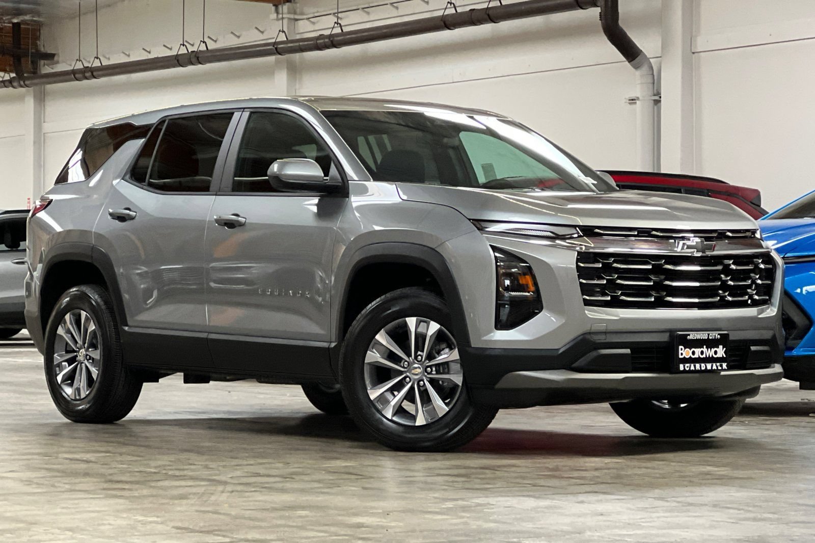 Used 2026 Chevrolet Equinox LT FWD image 2