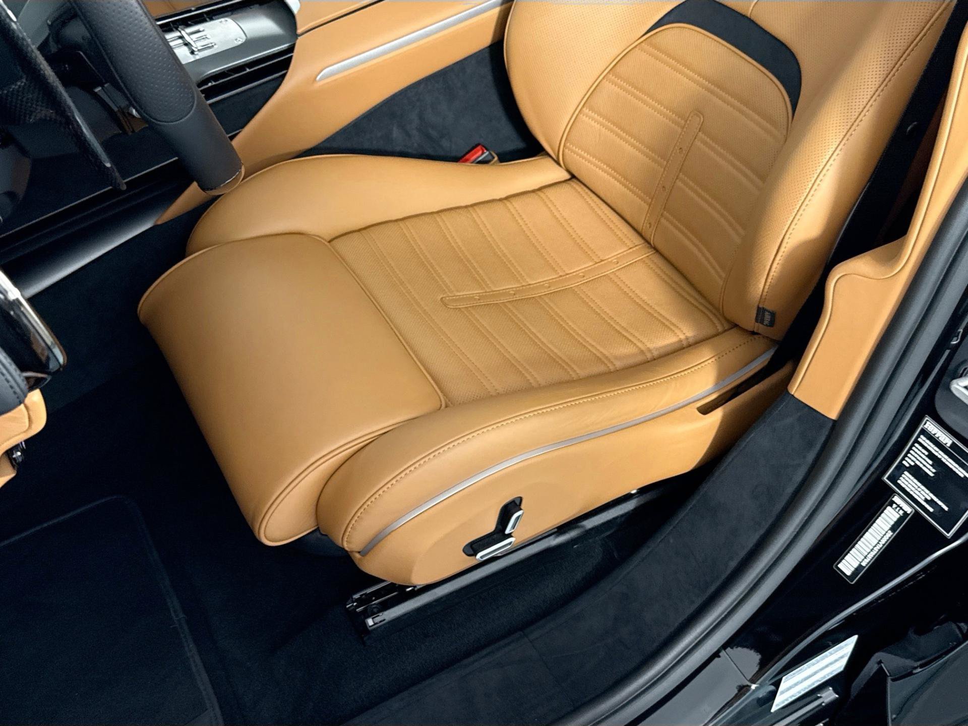 Used 2026 Ferrari Purosangue AWD/4WD image 21